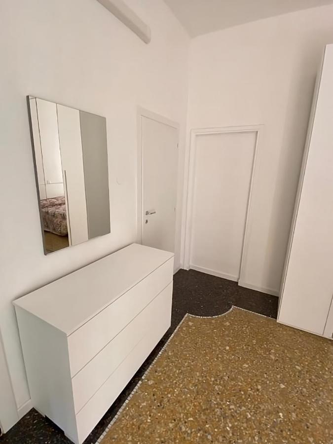 Gg Apartment Salò Eksteriør billede